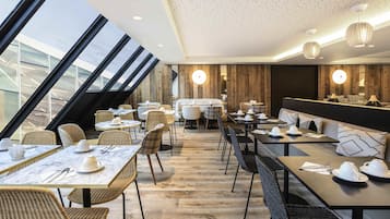 Colazione a buffet a pagamento, servita tutte le mattine