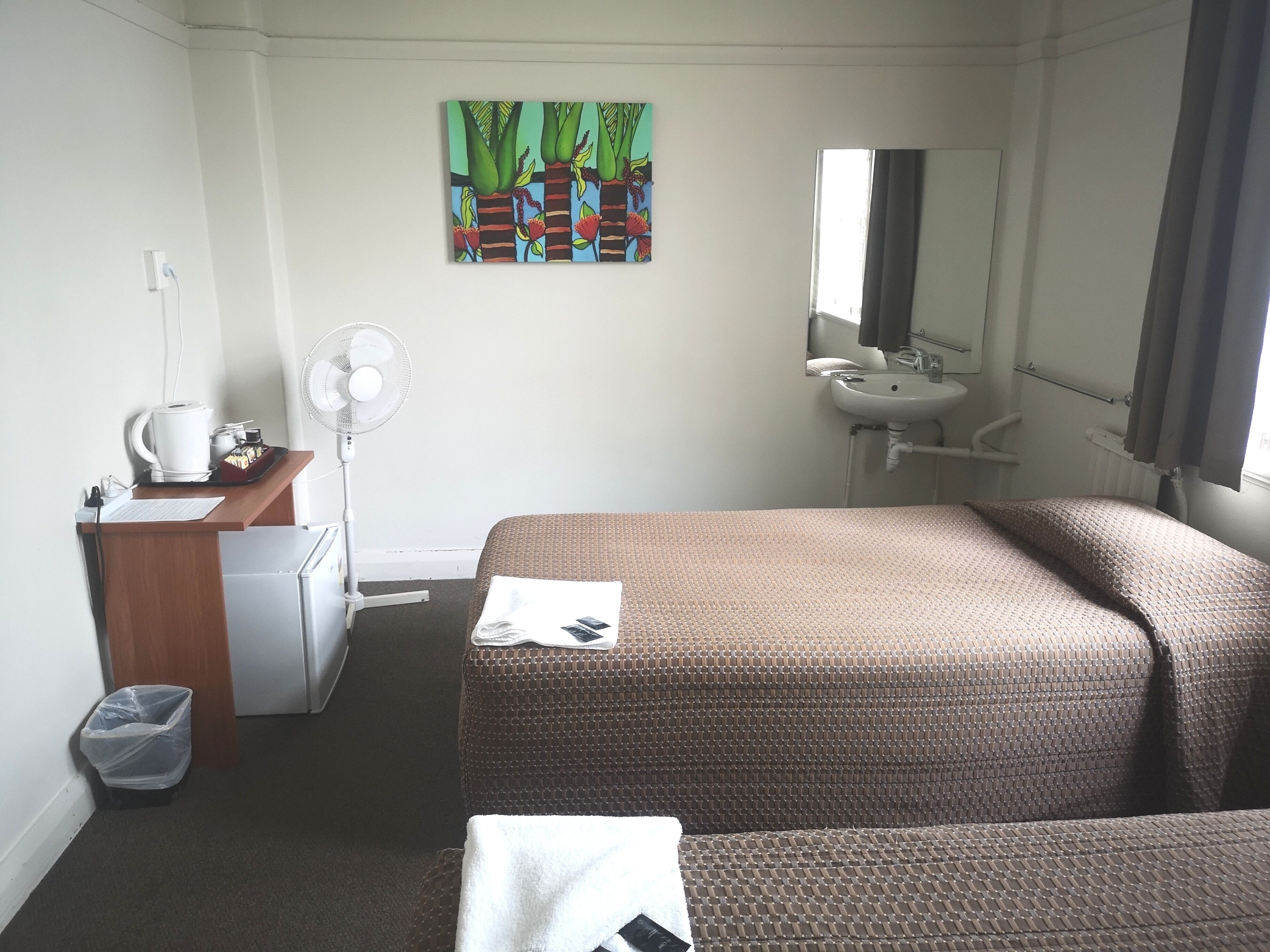 Photo - Kiwi International Hotel