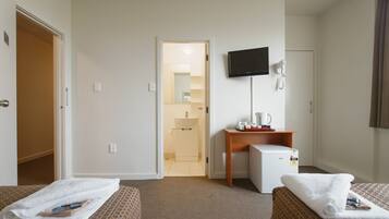 Ensuite Twin Room