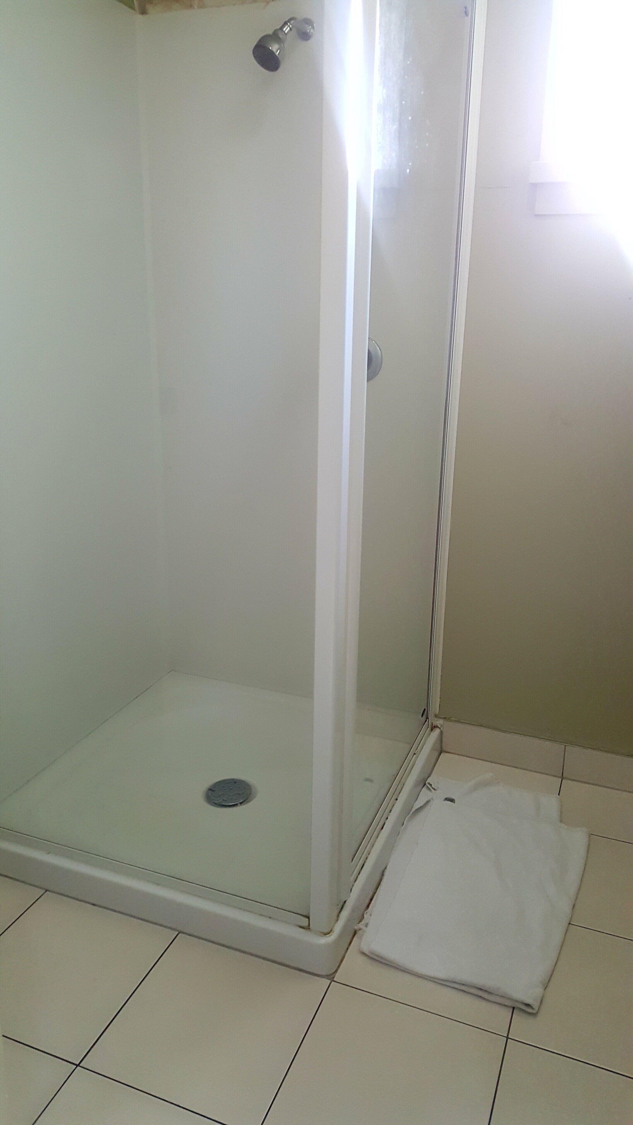 Photo - Kiwi International Hotel