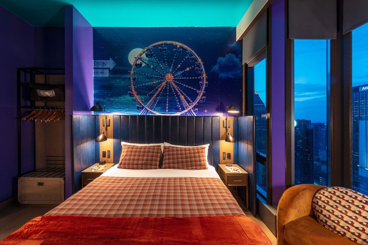 Suite, 1 cama King size, en esquina (Themed, Skyline) | Ropa de cama de alta calidad y edredón 