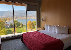West Wing, Partial Lakeview Suite