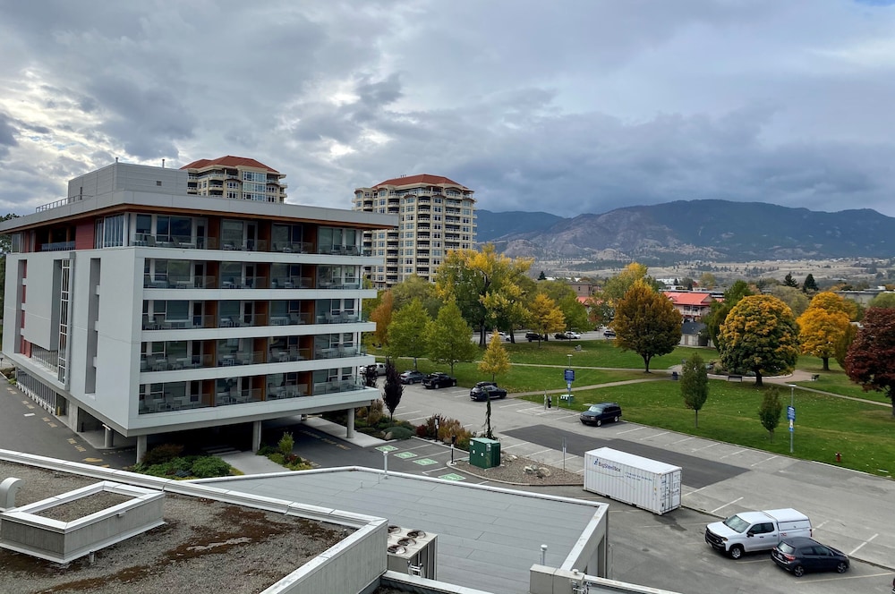 Penticton Lakeside Resort & Conference Centre by null