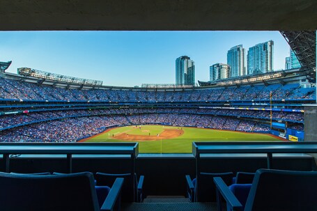 Toronto Marriott City Centre Hotel - Image 1