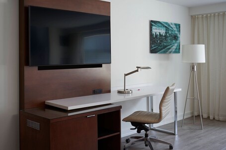 Toronto Marriott City Centre Hotel - Image 23