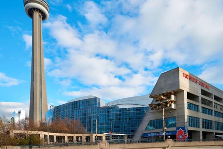 Toronto Marriott City Centre Hotel - Image 3