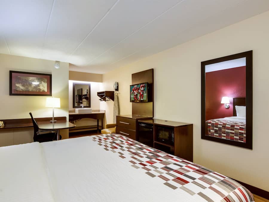 Superior-huone, 1 suuri parisänky (Smoke Free) | Pimennysverhot, ilmaiset vauvansängyt, ilmainen Wi-Fi, vuodevaatteet