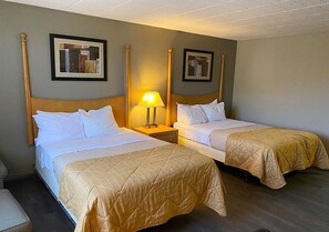 Bantalan ekstra lembut dan dilengkapi dengan perabotan berbeda-beda