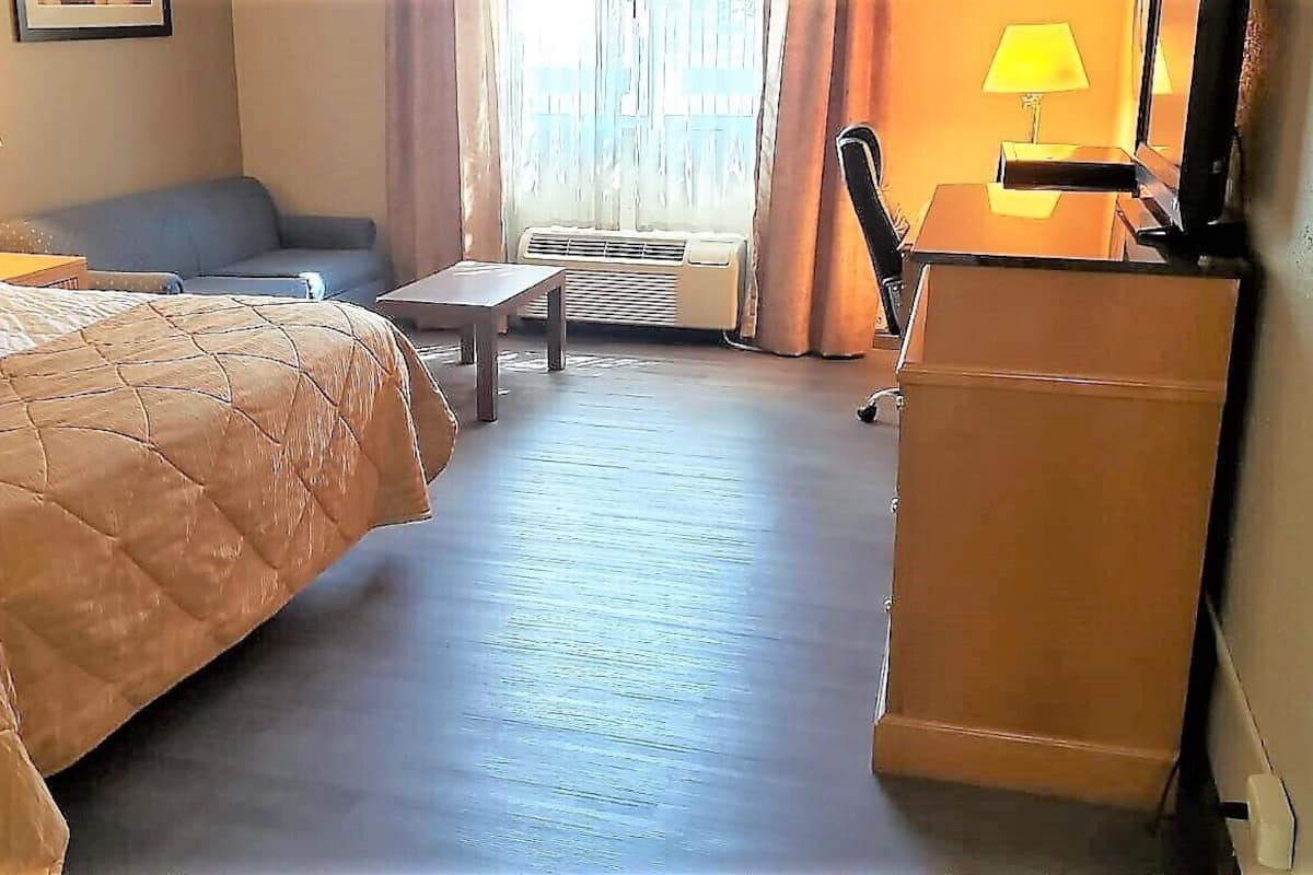 Pillow-top beds, individually furnished, desk, laptop workspace