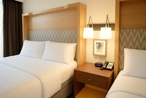 防过敏的被褥、办公桌、遮光窗帘、熨斗/熨衣板