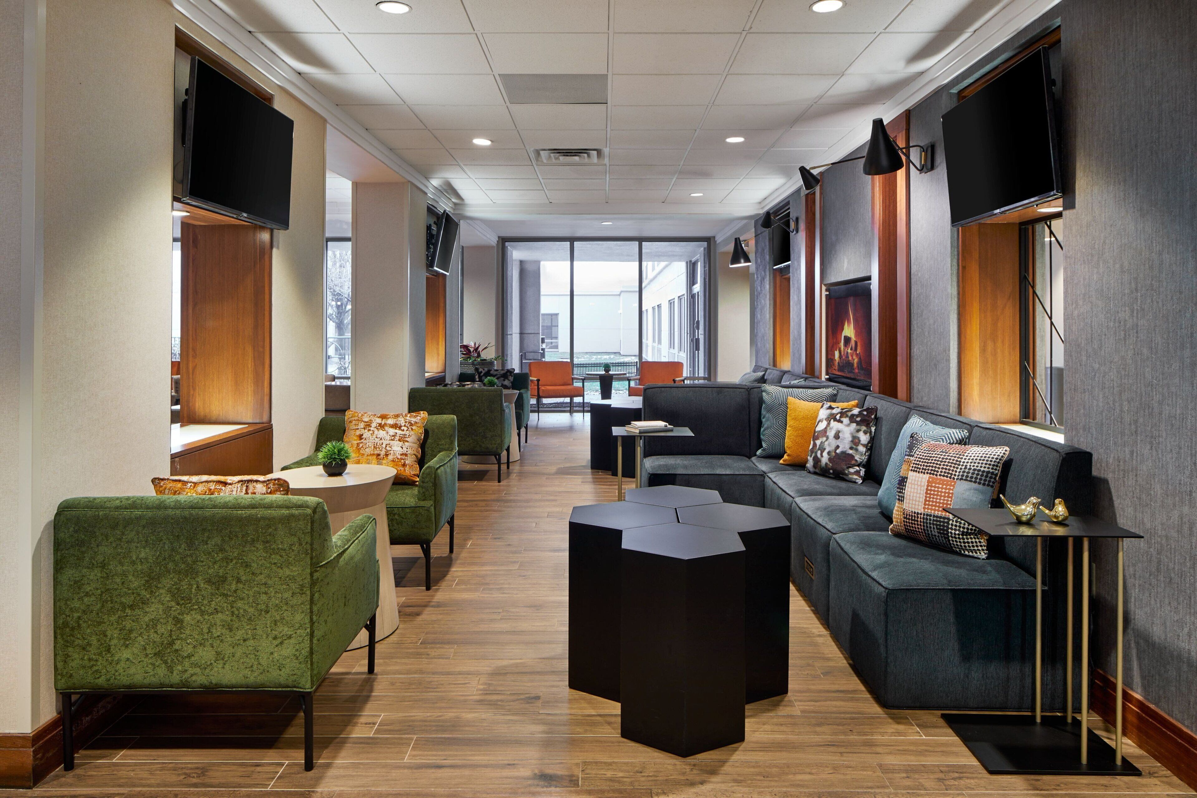 breakfast, lunch and dinner served