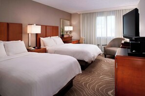Egyptian cotton sheets, premium bedding, down comforters, pillowtop beds - Detroit Metro Airport Marriott (Romulus)
