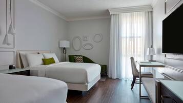 1 Schlafzimmer, hochwertige Bettwaren, Daunenbettdecken