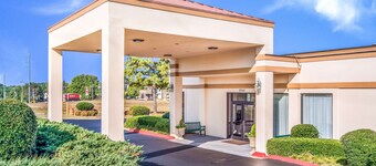 Quality Inn Suwanee I-85