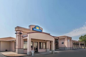 Exterior - Days Inn by Wyndham El Reno (El Reno)