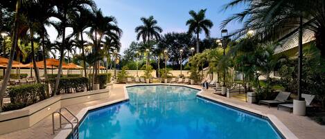 Outdoor pool, pool umbrellas, sun loungers
