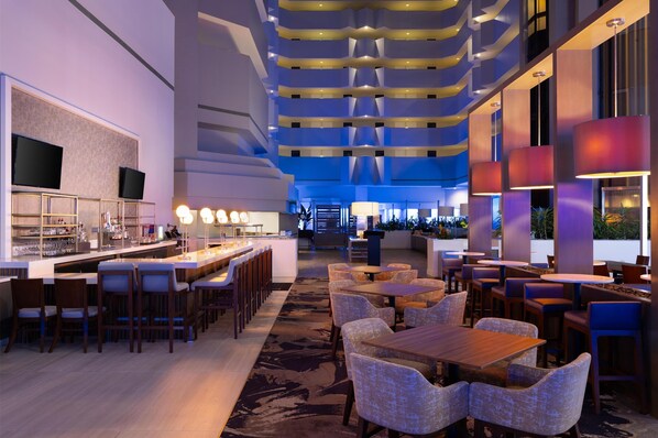 Bar (on property) - Embassy Suites Boca Raton (Boca Raton)