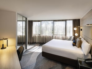 Superior Room, 1 King Bed