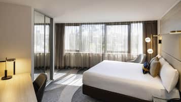 In-room safe, desk, iron/ironing board, free WiFi