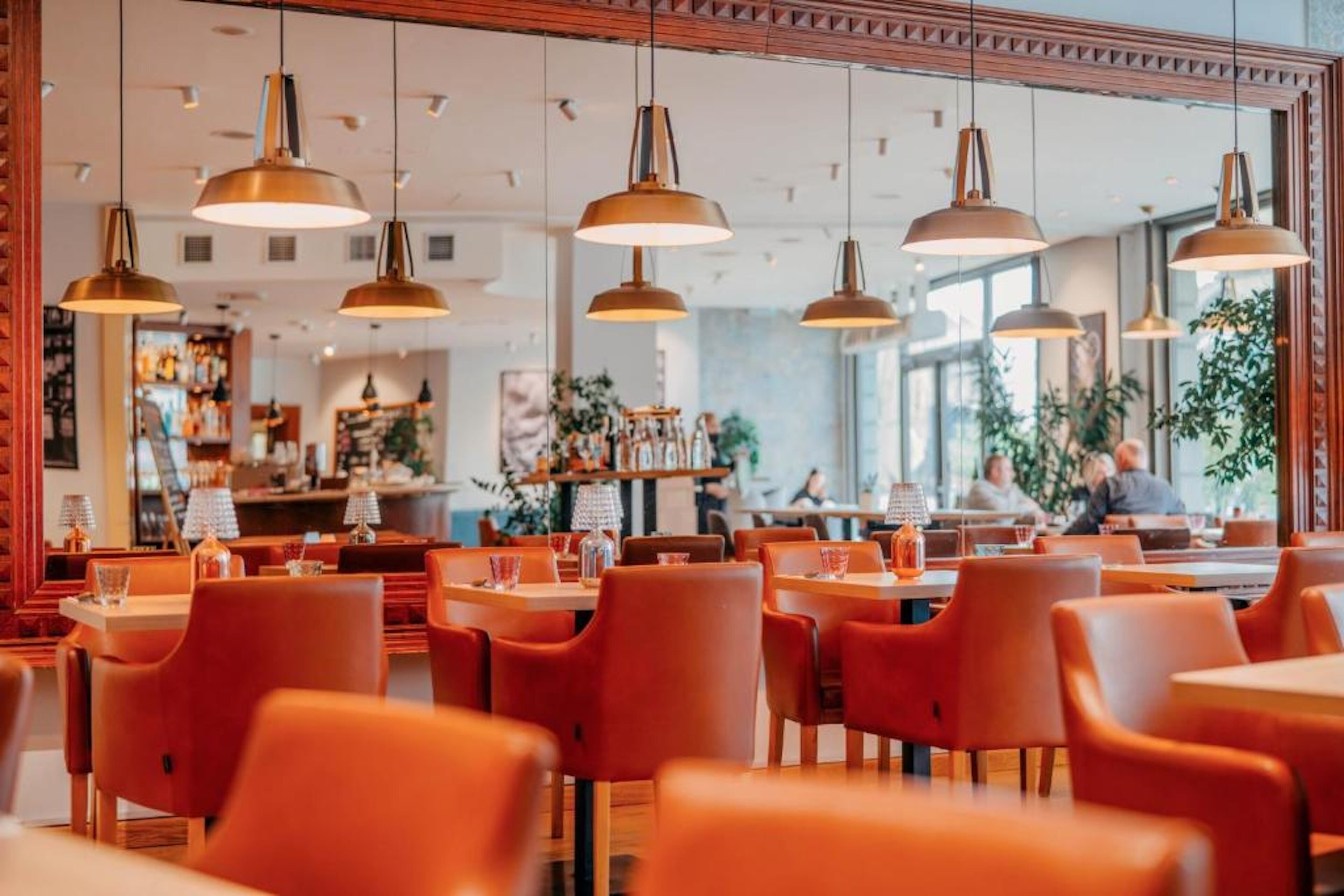 Breakfast, lunch and dinner served