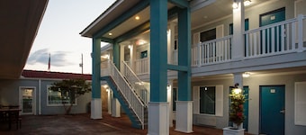 Southern Oaks Inn