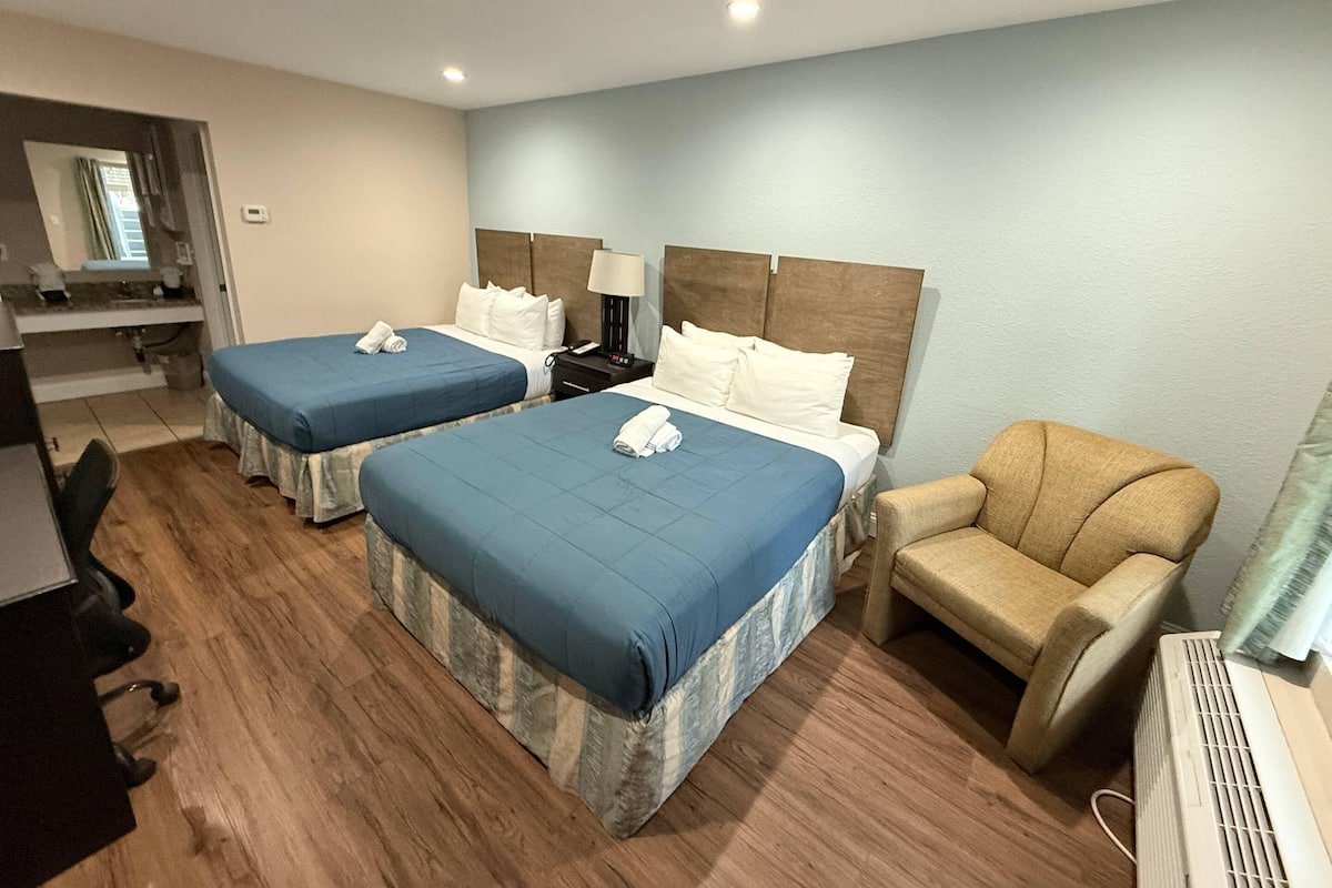 Desk, iron/ironing board, WiFi (free), alarm clocks