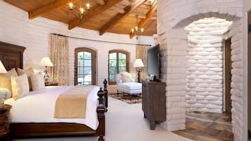 Room (Hacienda) | Premium bedding, free minibar, in-room safe, individually decorated