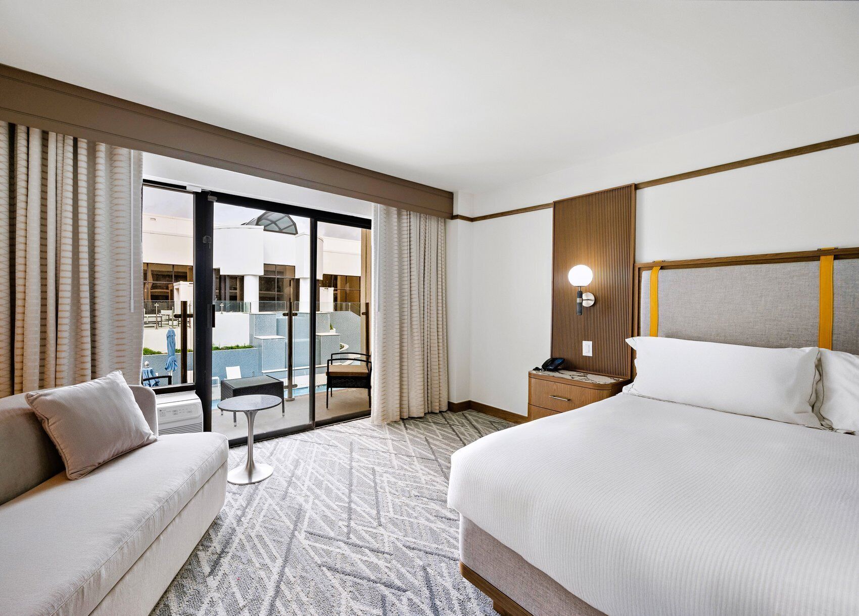 Egyptian cotton sheets, premium bedding, down comforters, pillowtop beds