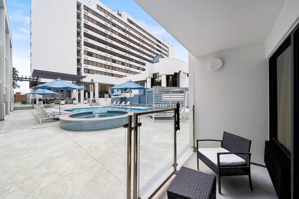 Suite, 1 King Bed, Patio, Poolside | View from room