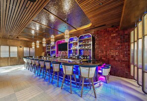 3 Bars/Lounges, Bar auf der Dachterrasse