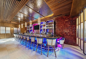 3 bars/lounges, rooftop bar