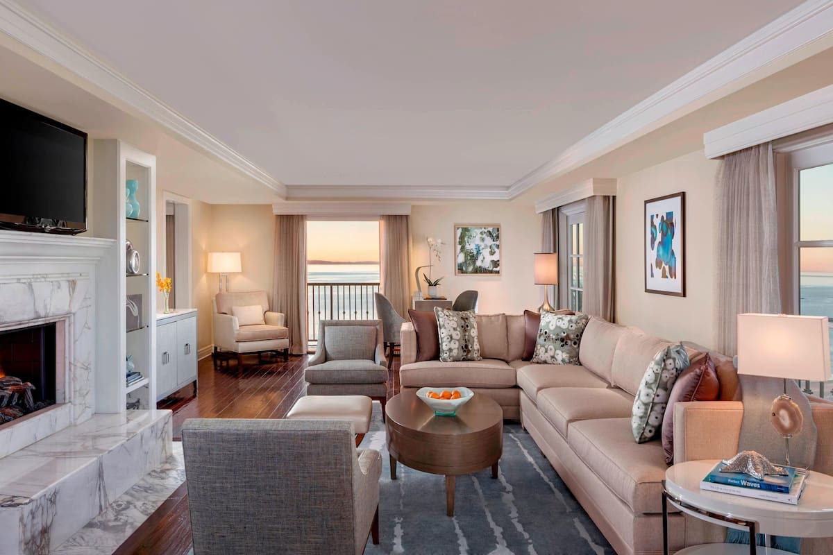 Club Suite, 1 Double Bed, Non Smoking, Ocean View | 1 bedroom, Egyptian cotton sheets, premium bedding, pillowtop beds