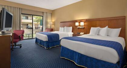 Baymont by Wyndham Columbia Northwest