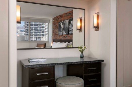The Royal Sonesta Chicago Downtown - Image 100