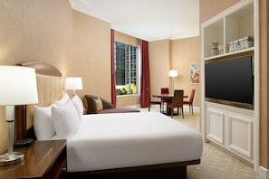 Suite Studio, 1 très grand lit, en angle | Vue de la chambre