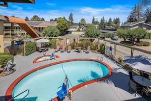 Outdoor pool, open 10:00 AM to 9:00 PM, pool umbrellas, sun loungers