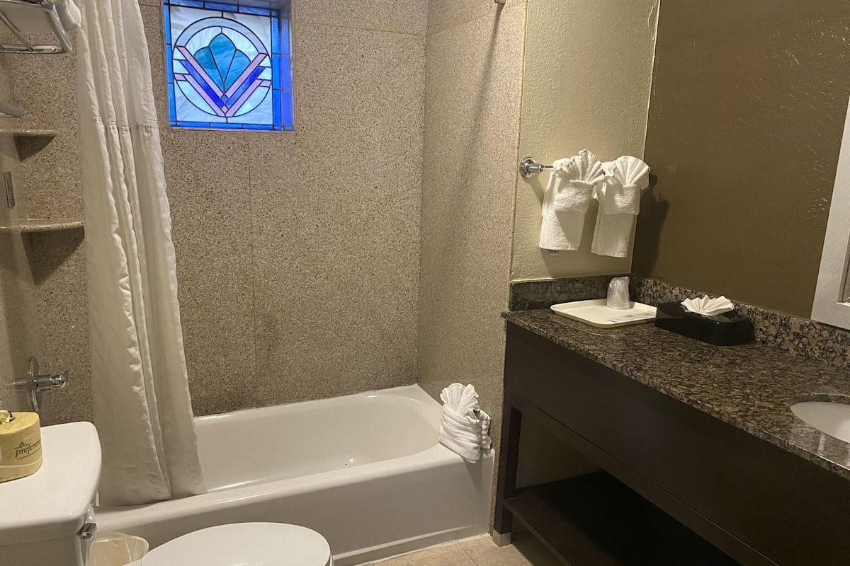 Bathroom | Hair dryer, towels
