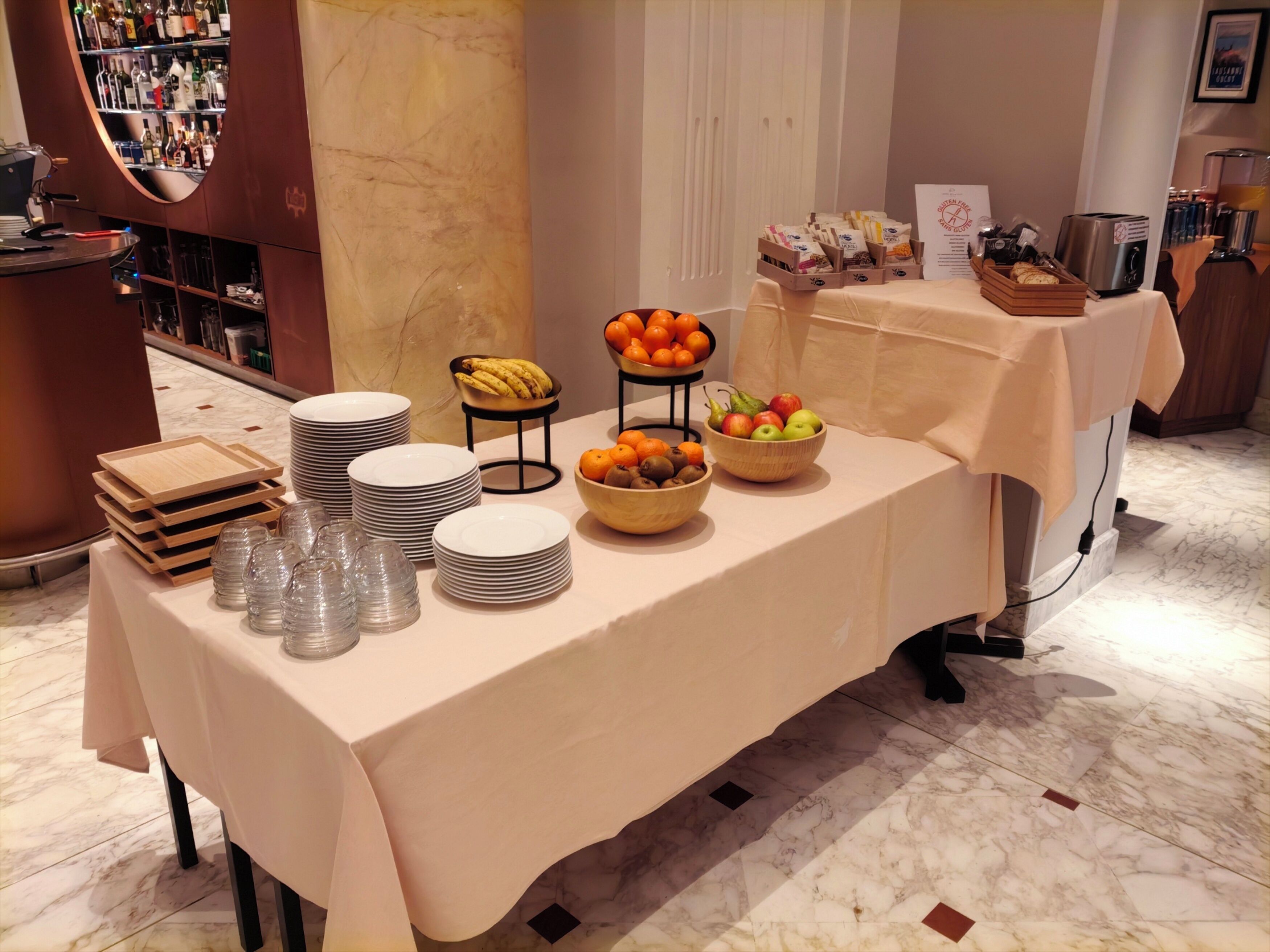 Kontinental frokost hver dag (mot et tillegg)