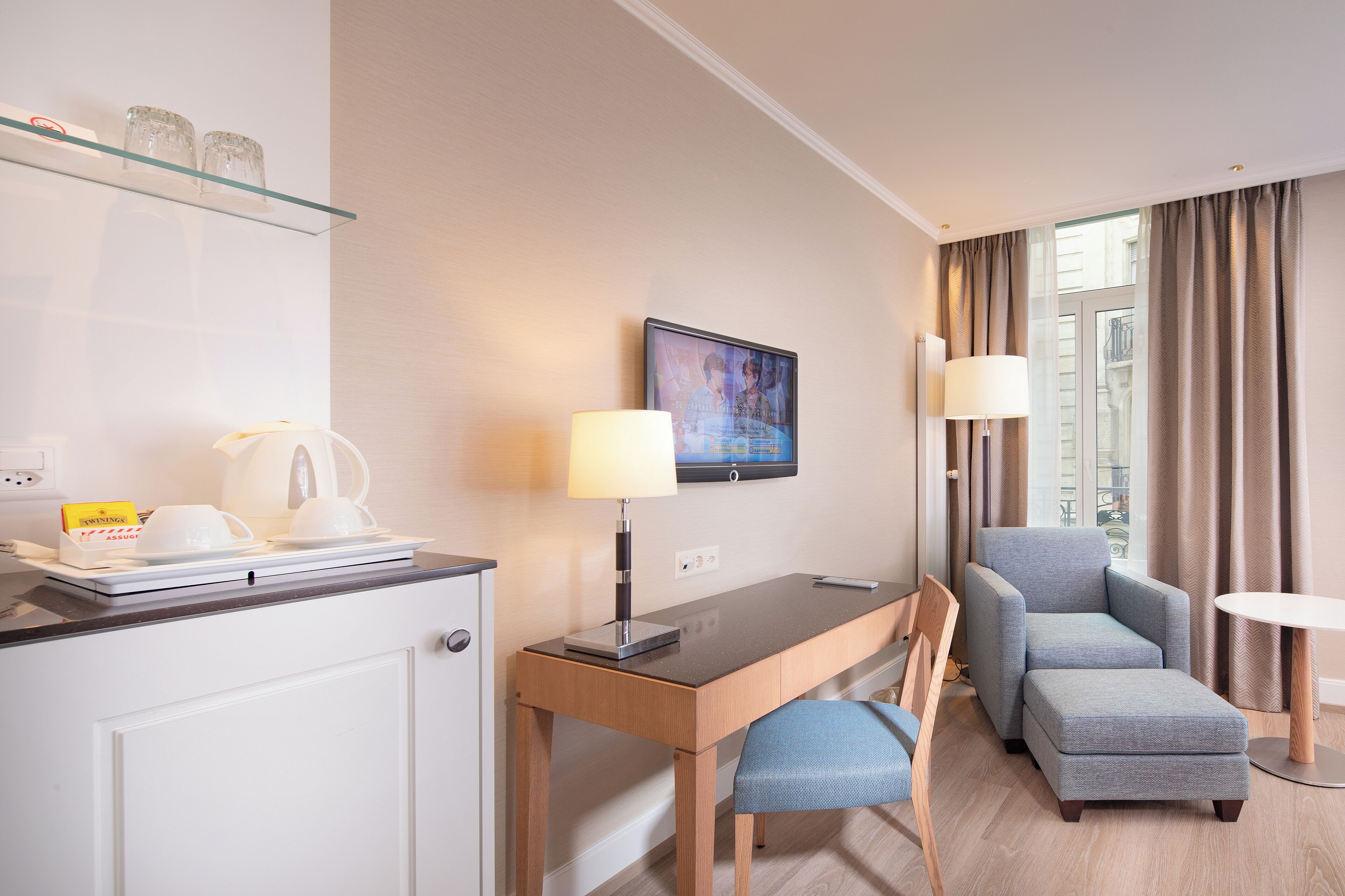 double room | minibar, in-room safe, soundproofing, iron/ironing board