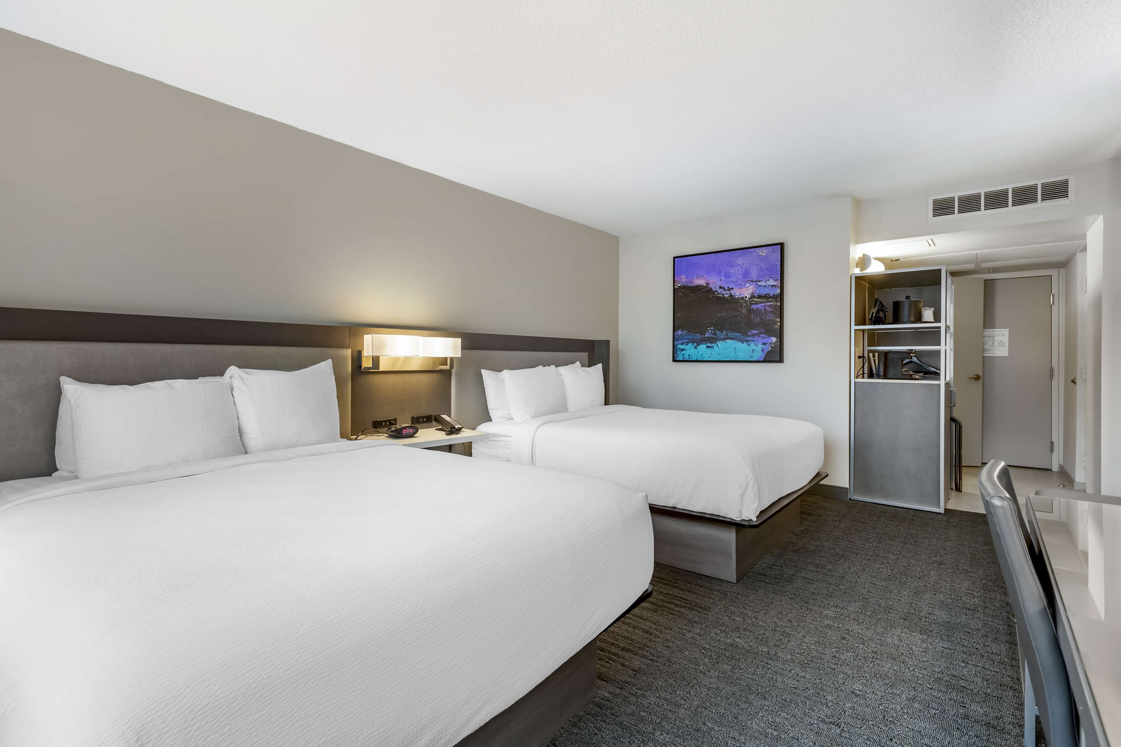 Photo - Best Western Premier Rockville Hotel & Suites