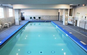 Piscine intérieure