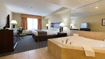 Phòng Suite, 1 giường cỡ king, không hút thuốc, bồn tắm thủy lực | 1 phòng ngủ, bộ đồ giường cao cấp, bàn