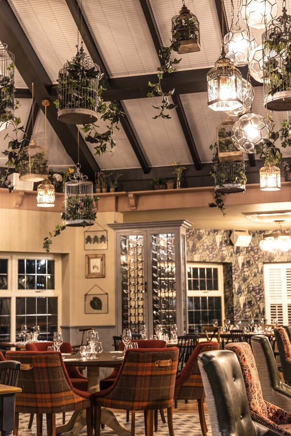 Aamiainen, lounas ja illallinen; brittiläinen keittiö