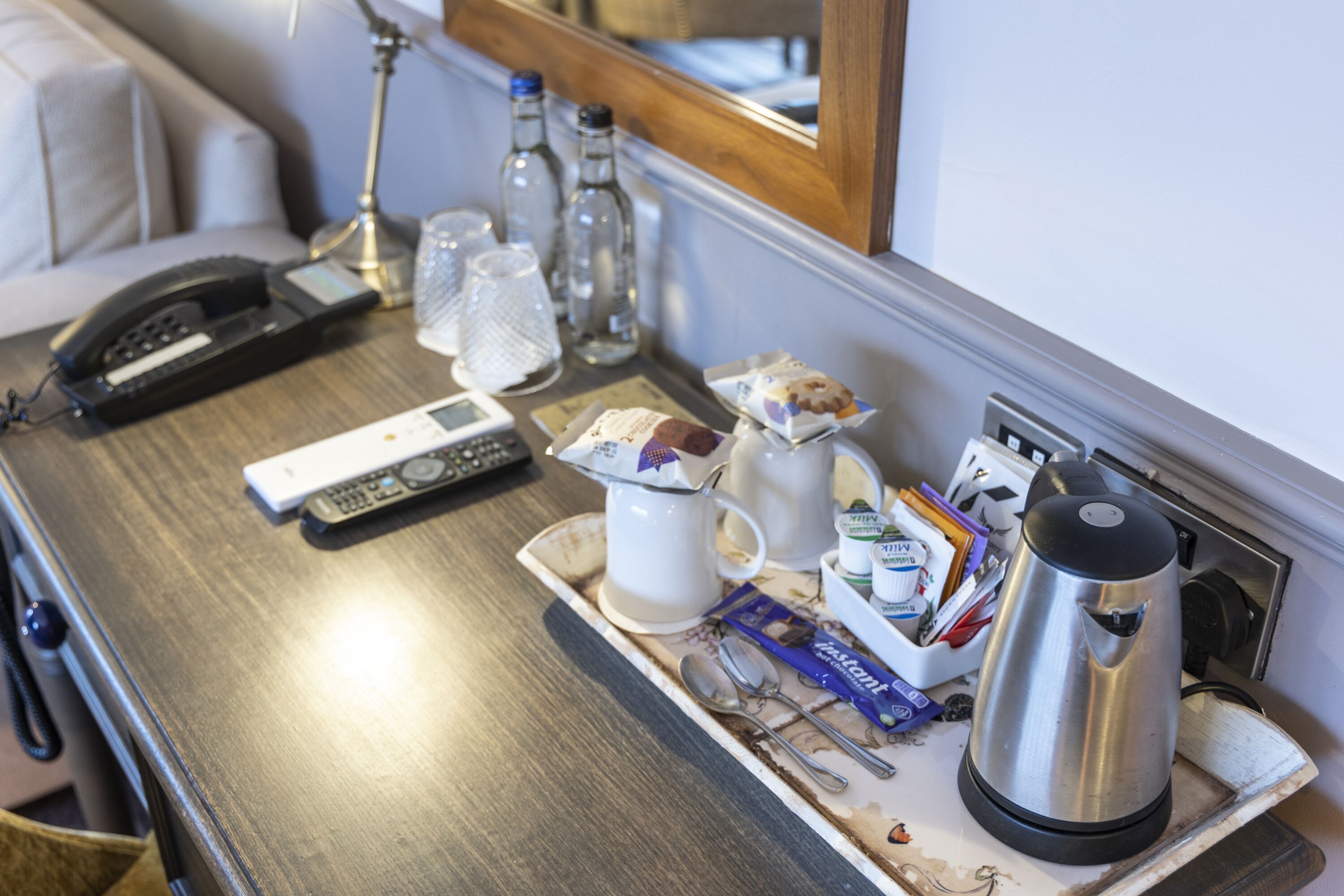 deluxe double room | 1 bedroom, in-room safe, desk, soundproofing