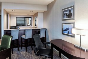 Room, 1 King Bed with Sofa bed, River View | Bar (on property) - The Capital Suites Hotel (Columbus)