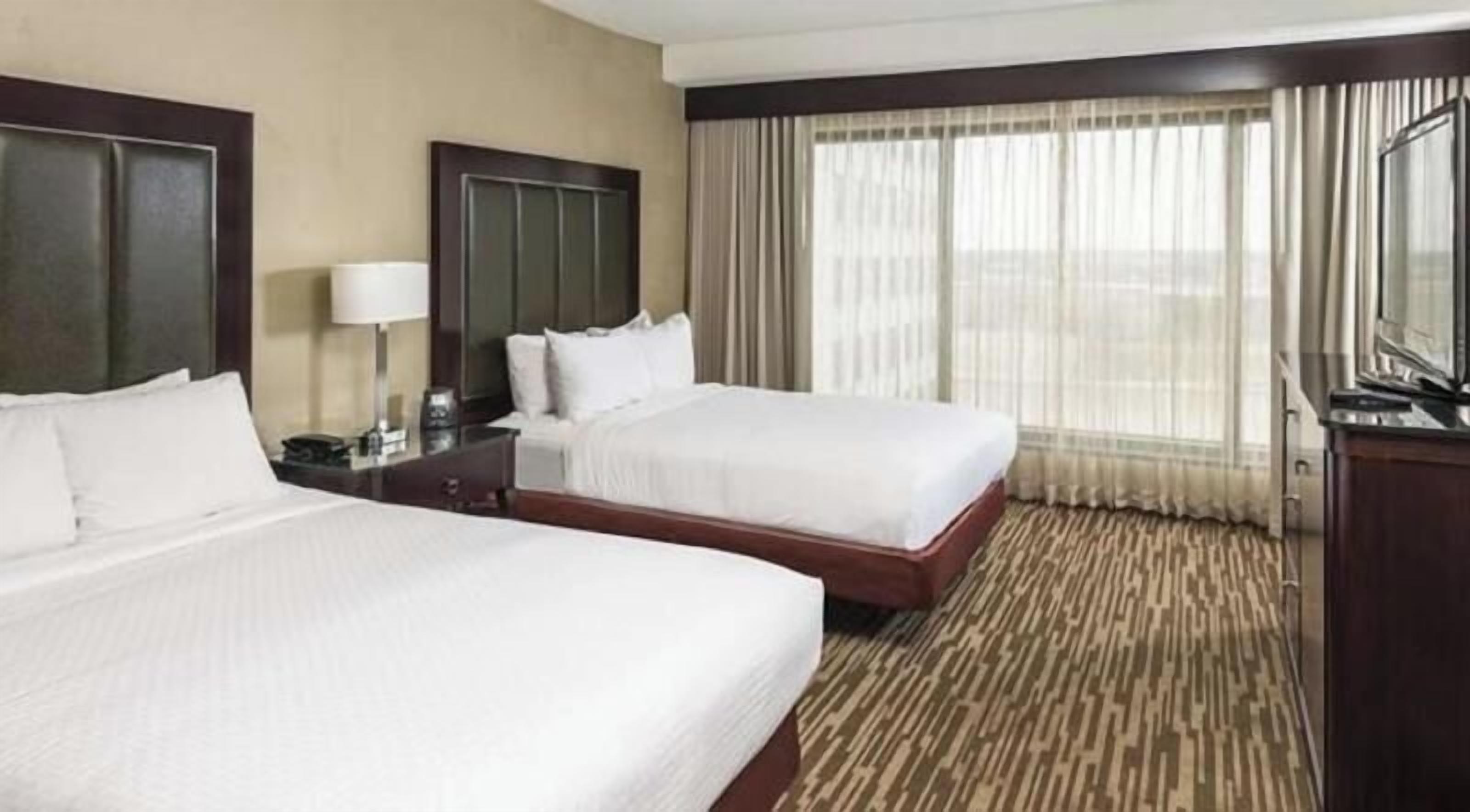 1 kamar tidur, seprai premium, dan selimut bulu angsa