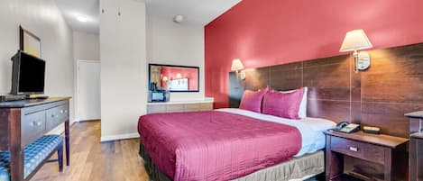 Standard Room, 1 Queen Bed