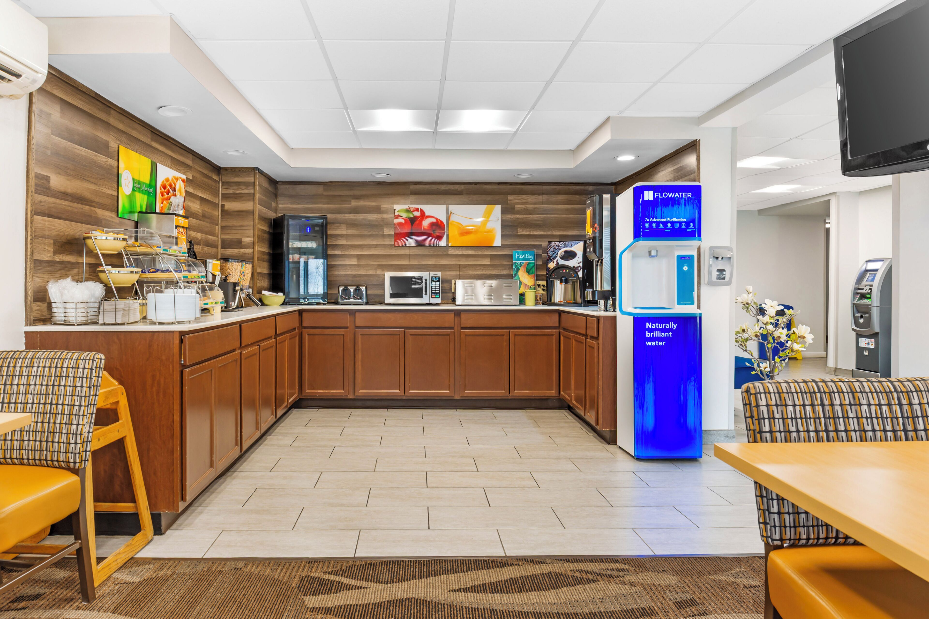 Breakfast area