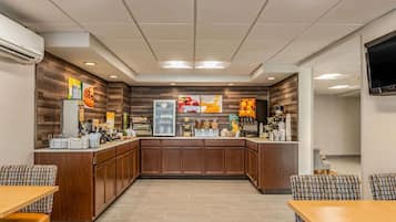 Desayuno continental incluido todos los días