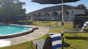 Standardsuite - 2 soveværelser - ikke-ryger - fælles badeværelse (Unit) | Udendørsområde